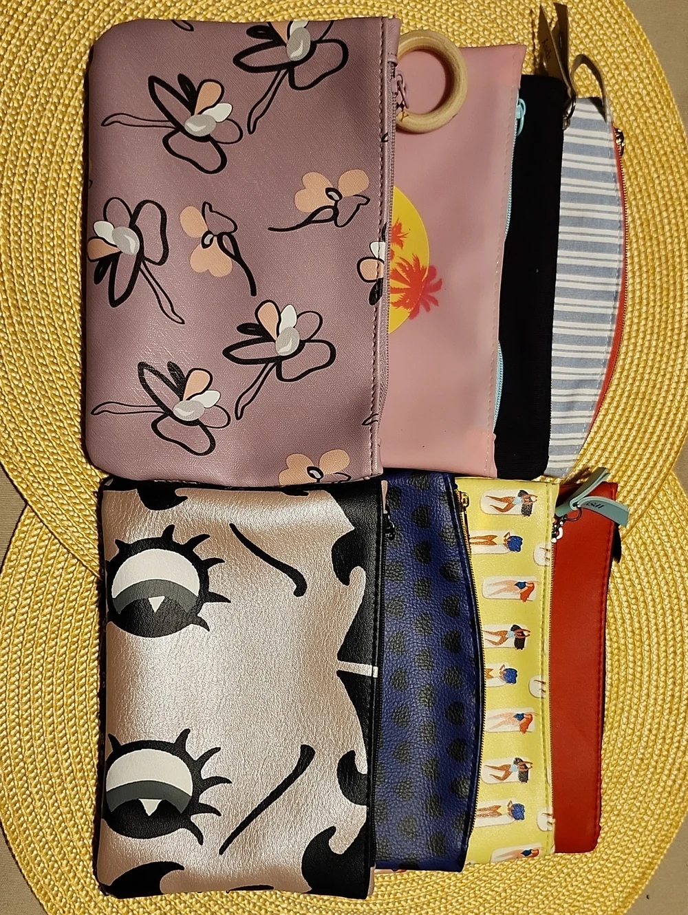 Assorted Women's Pouch Set Pink Floral & Mixed-Print Cosmetic Bag Set
